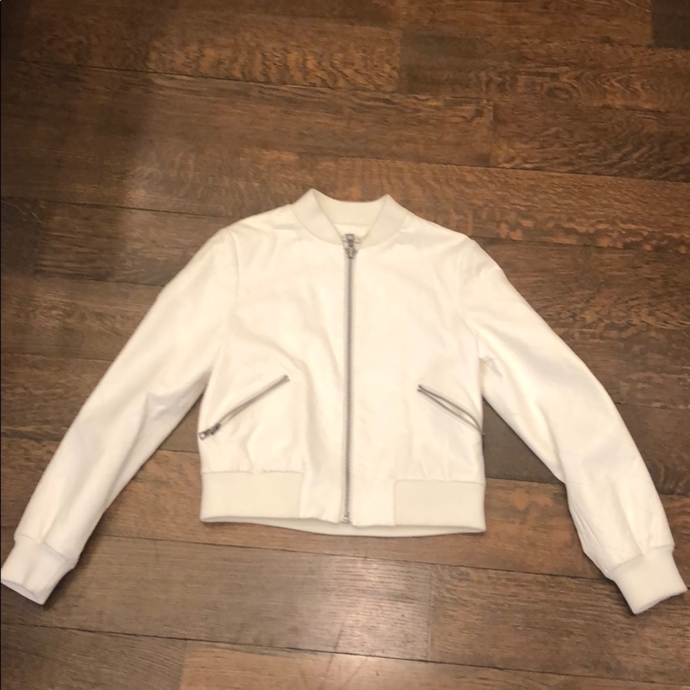 White LEATHER Alice and Olivia chic bomber jacket